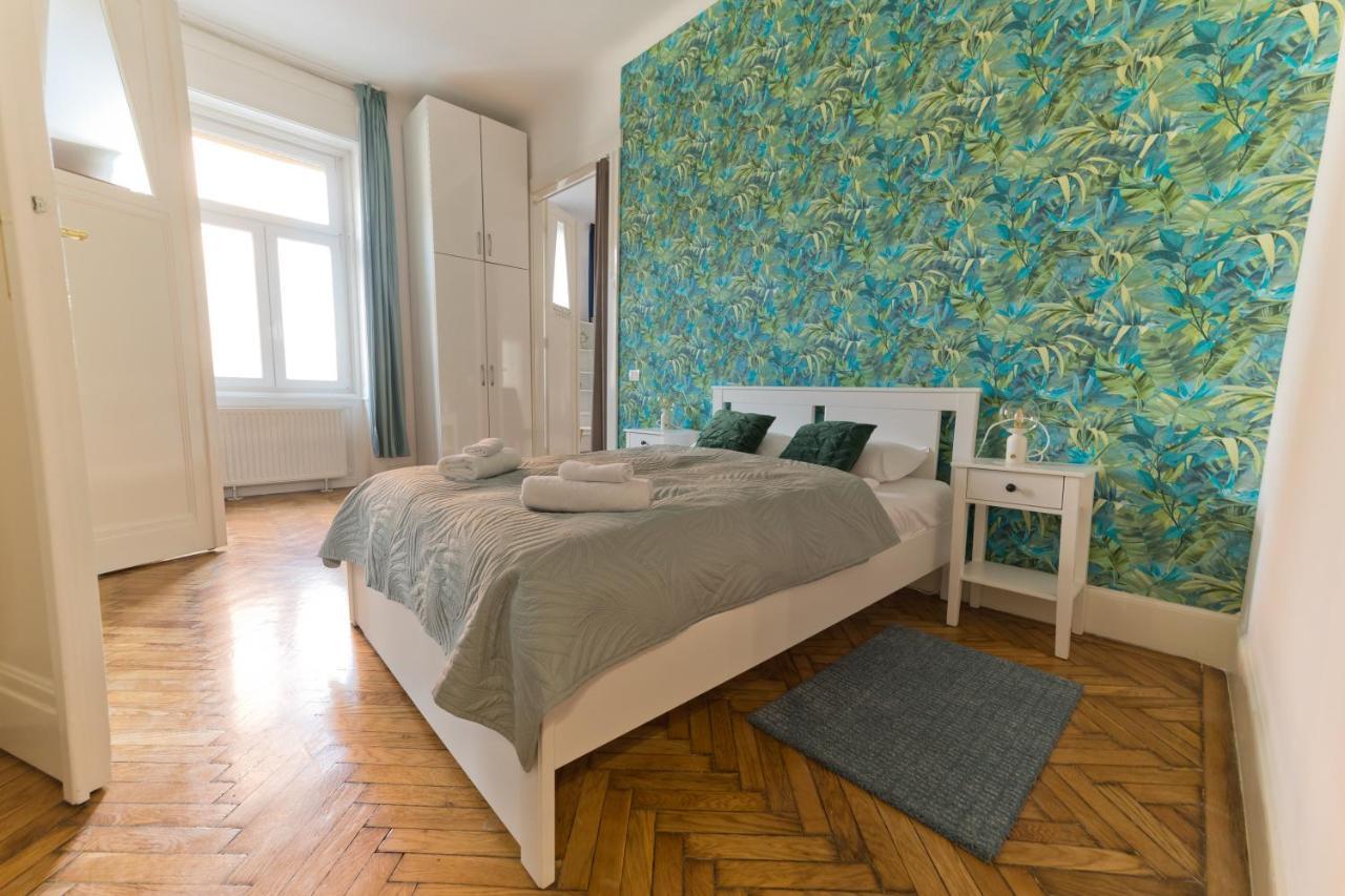 Rumbach Royal Apartment Budapeste Exterior foto
